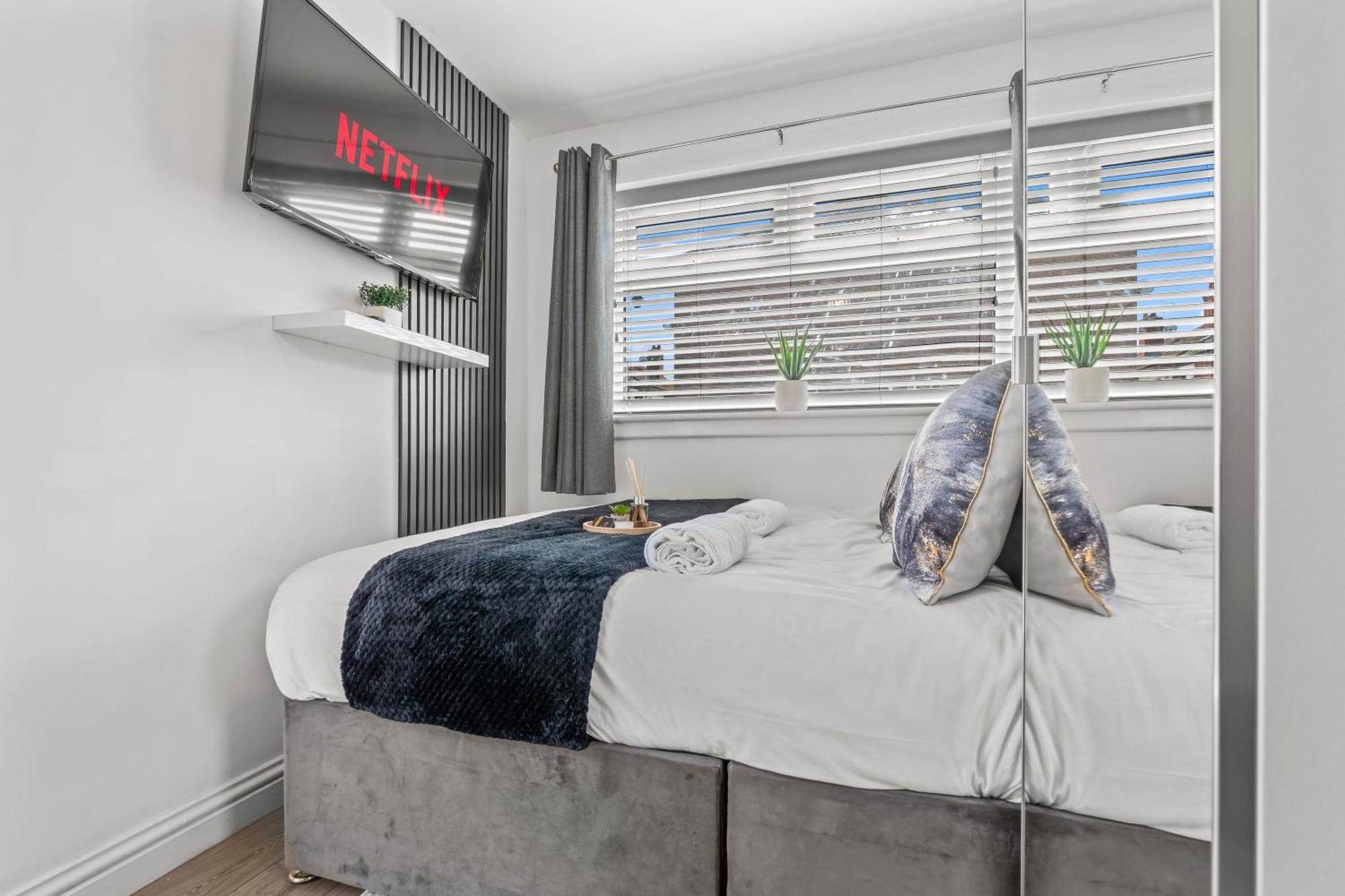 City Centre House, Parking With Ev, Free Wifi, Netflix Ковънтри Екстериор снимка
