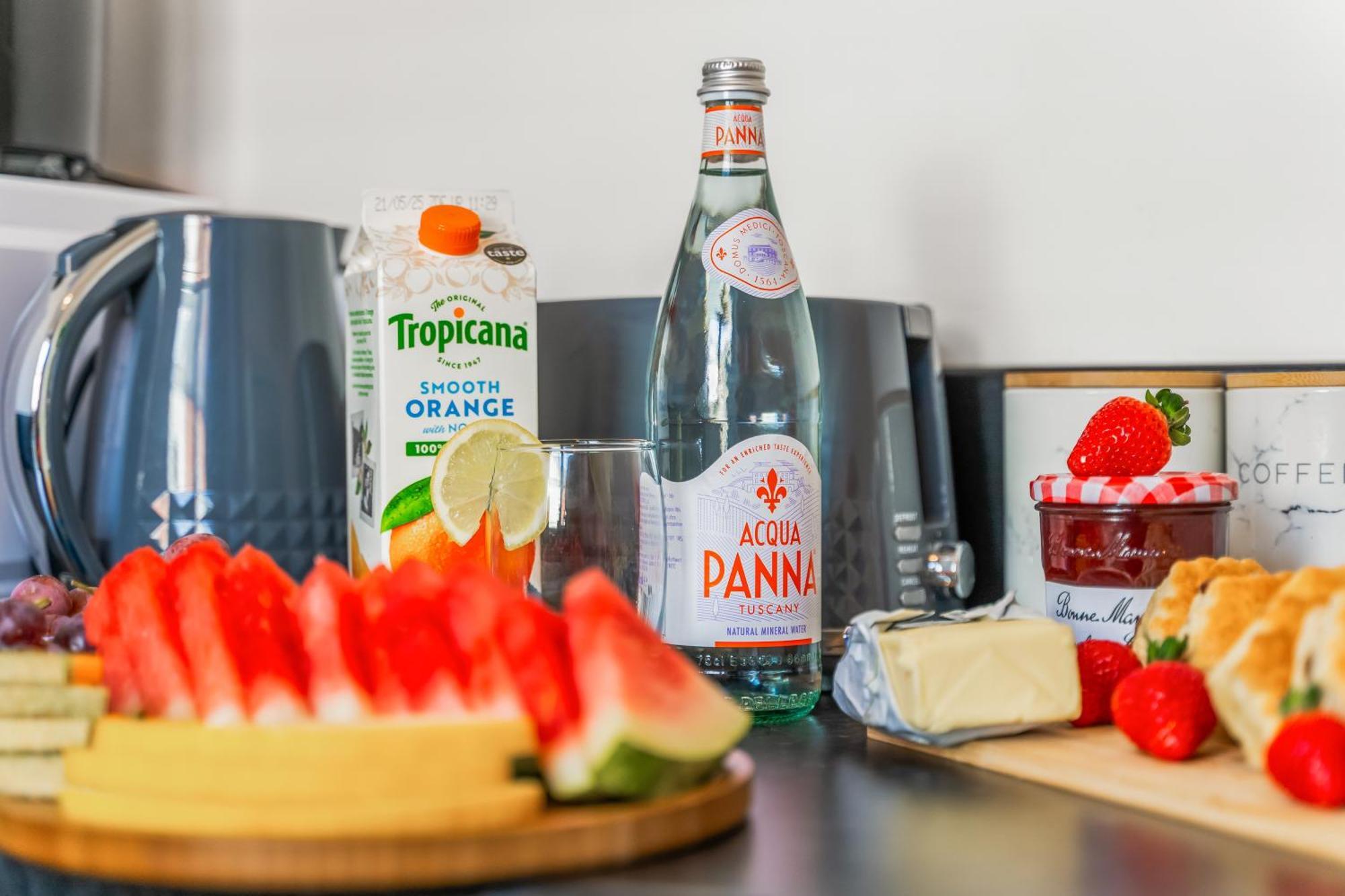 City Centre House, Parking With Ev, Free Wifi, Netflix Ковънтри Екстериор снимка