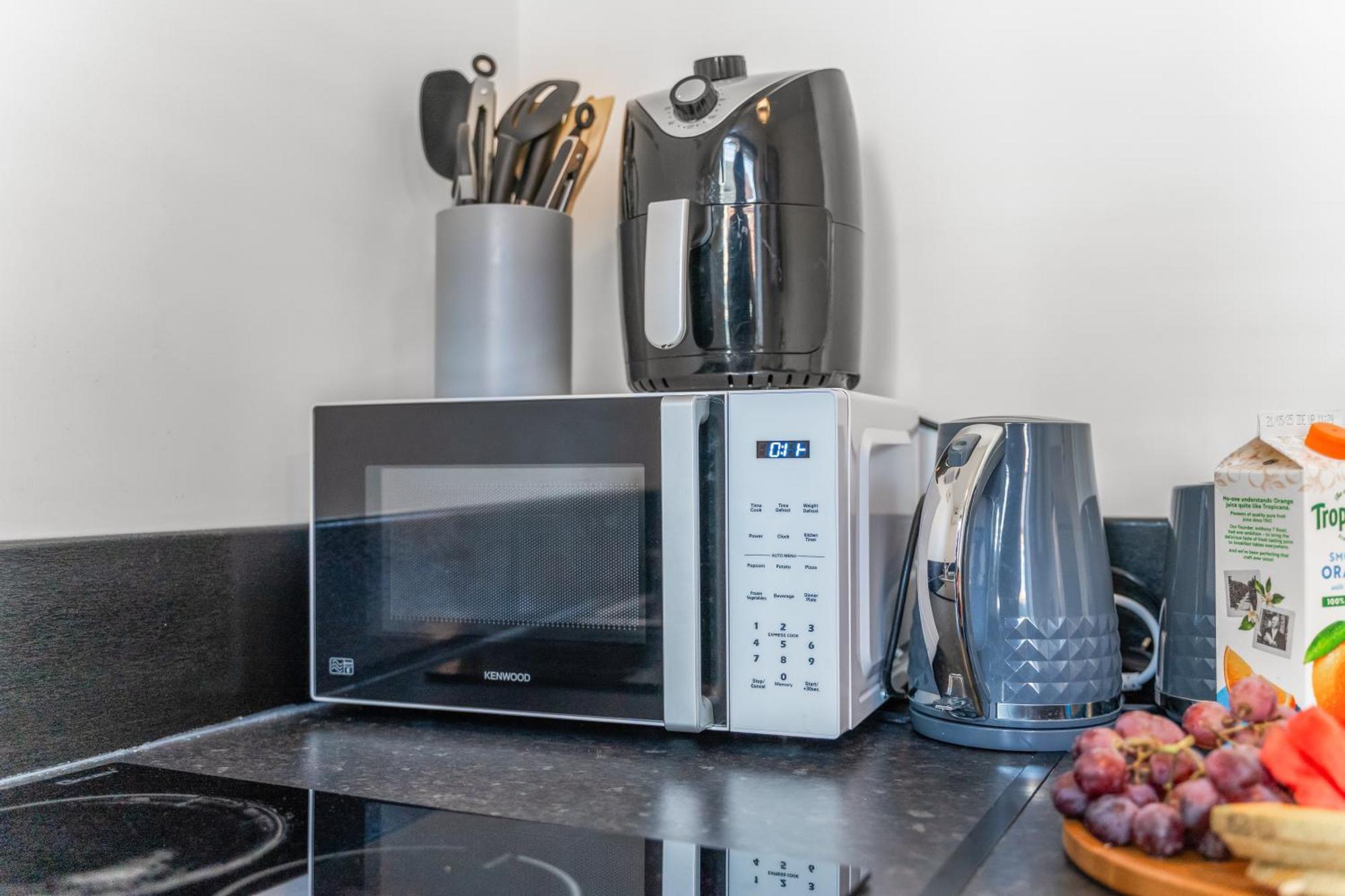 City Centre House, Parking With Ev, Free Wifi, Netflix Ковънтри Екстериор снимка